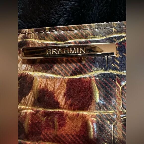 Outstanding BRAHMIN Corie wallet/wristlet Tartan Animal Melbourne excellent cond - Picture 10 of 13